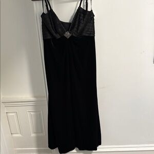Vintage Tadashi Black Velvet Formal Maxi Dress